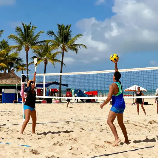 Beach Tennis: O Que Você Precisa Saber para Jogar em João Pessoa