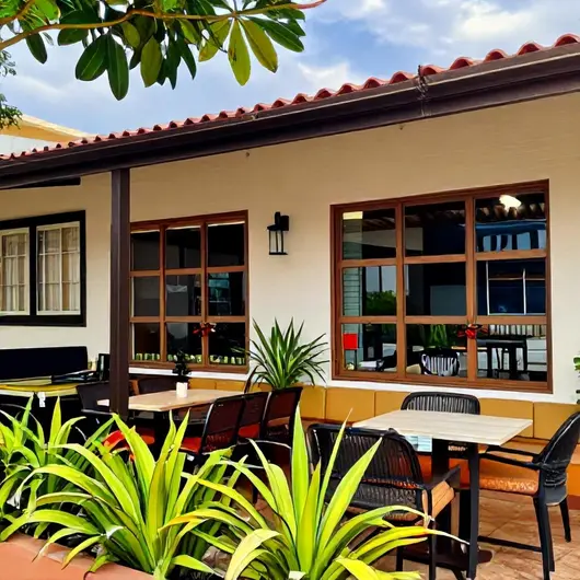 Descubra o Sabor do The B Burgers Cabo Branco